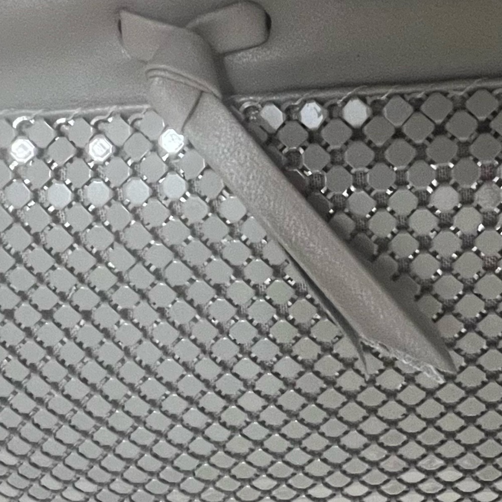 Whiting & Davis Purse Vintage 1980s gray metal mesh faux leather strap trim - Picture 2 of 12